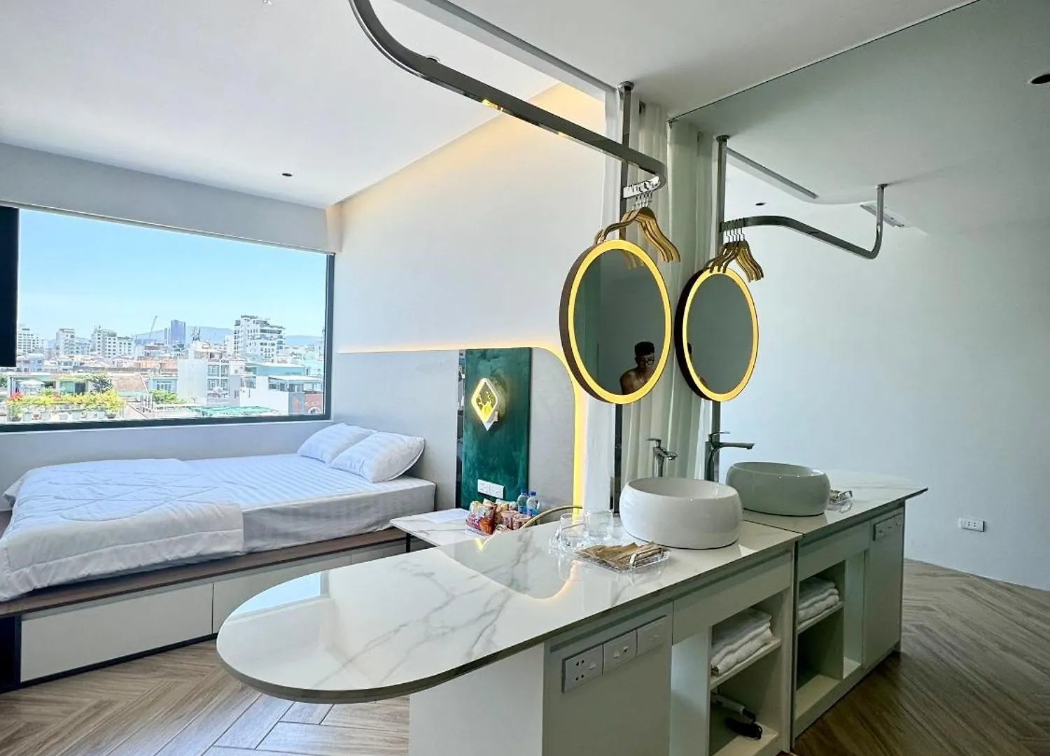 T E U Hotel & Apartment Da Nang Vietnam