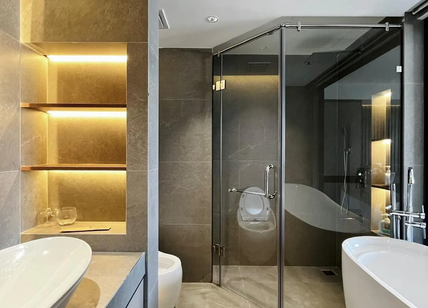 T E U Hotel & Apartment Da Nang Vietnam