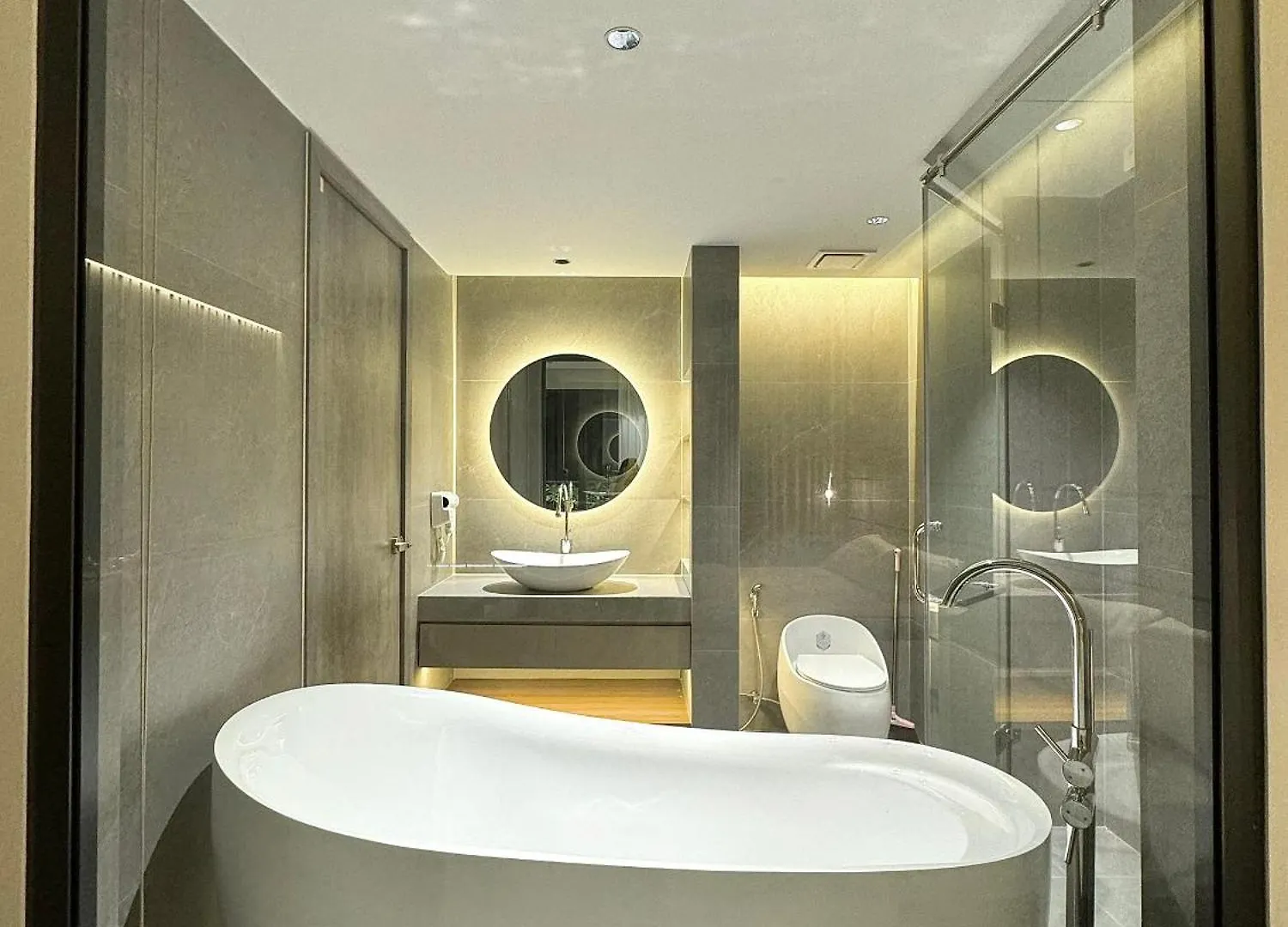 Aparthotel T E U Hotel & Apartment Da Nang